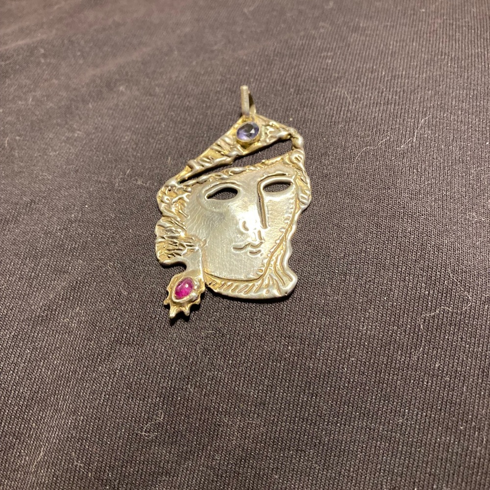 Aphrodite mask pendant. Sterling silver and 14k gold.Vintage 1993 Italian 13.32g